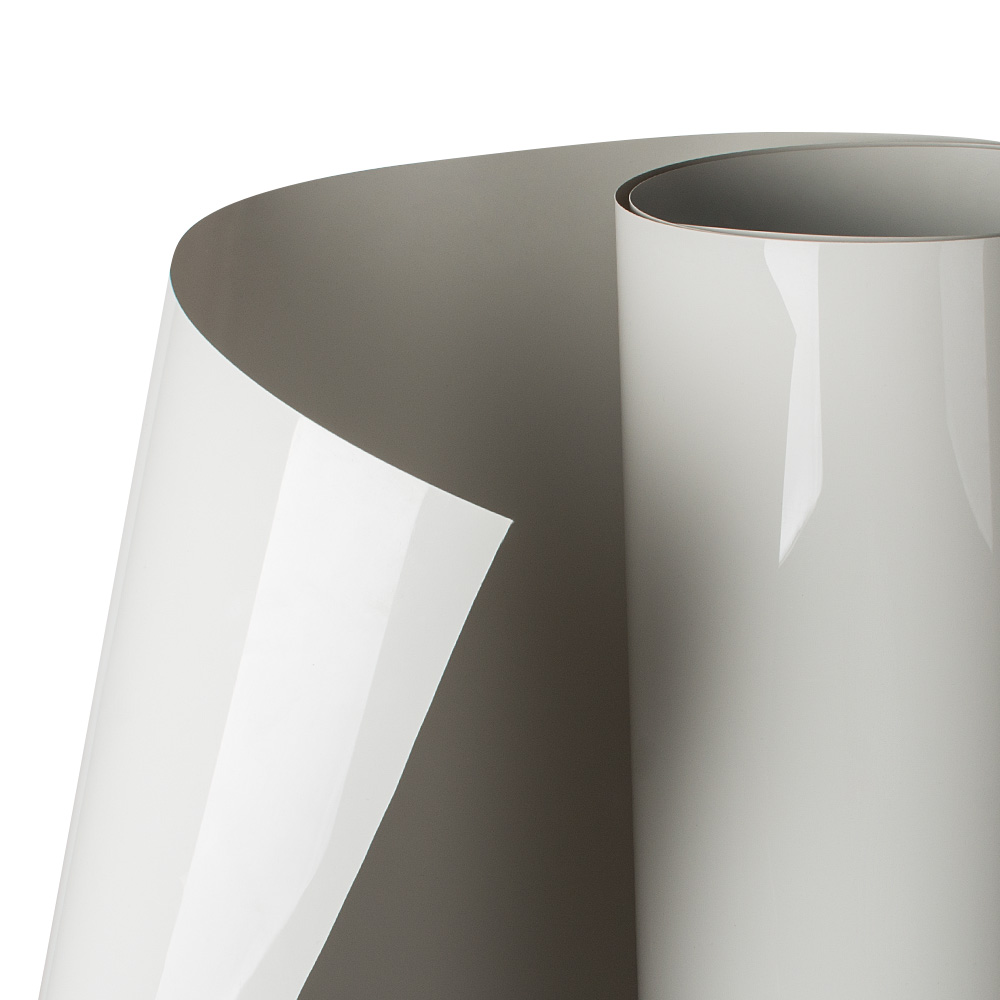 高光,很容易打理,有污漬輕松擦干凈,不留痕跡